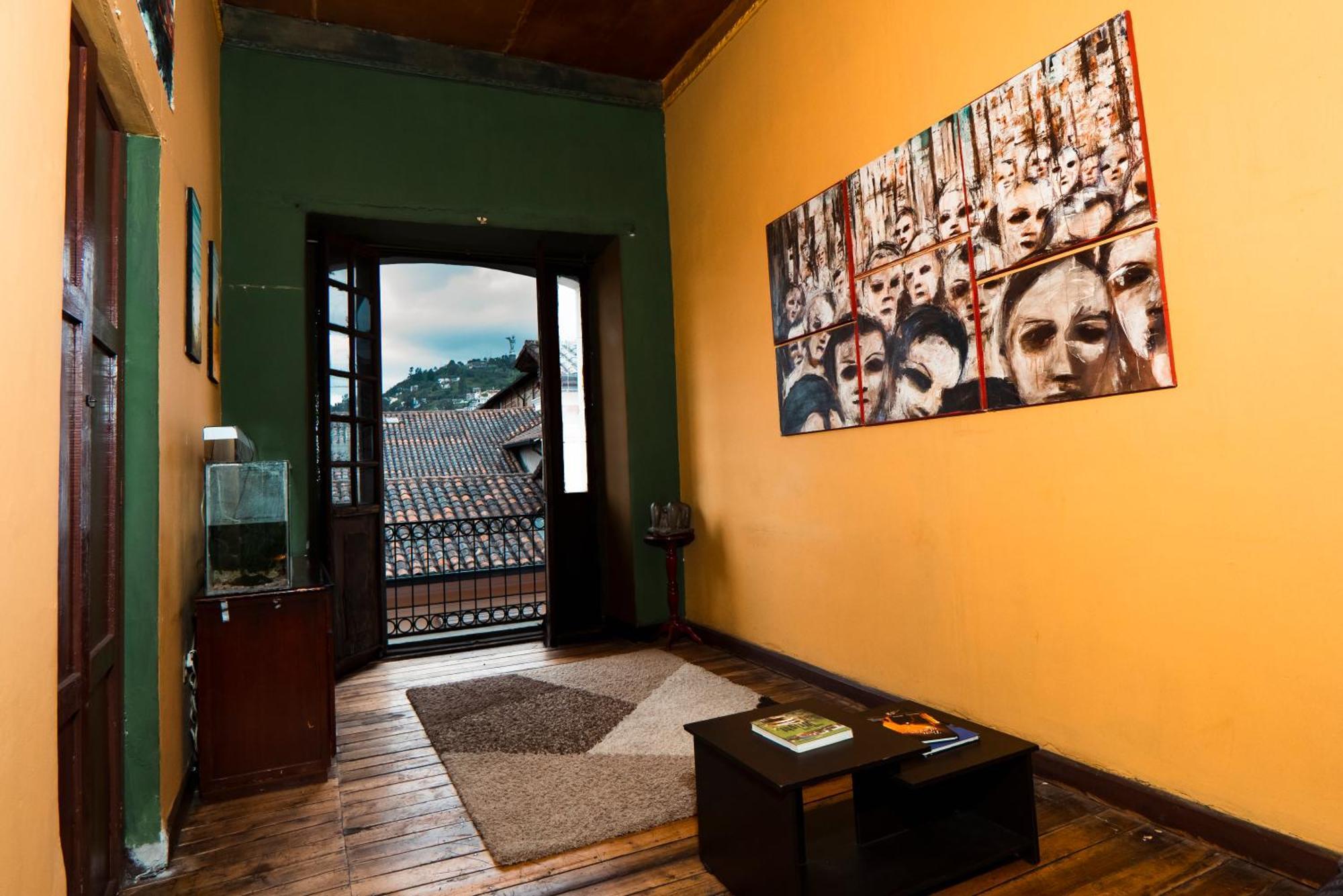 Basshaus Hotel Huamboya ภายนอก รูปภาพ